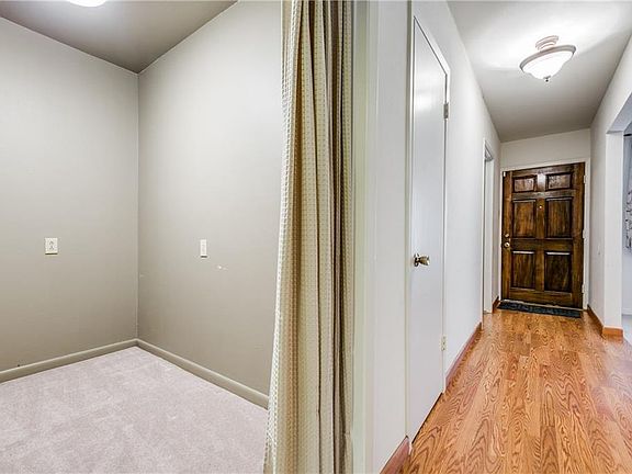4th image of 3118 San Vicente Ave