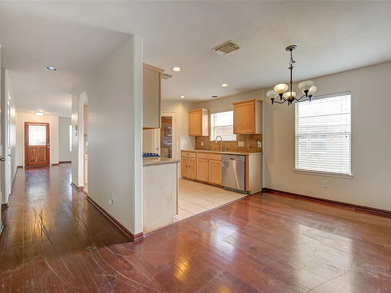 19130 Mission Fort Ln — Photo 10