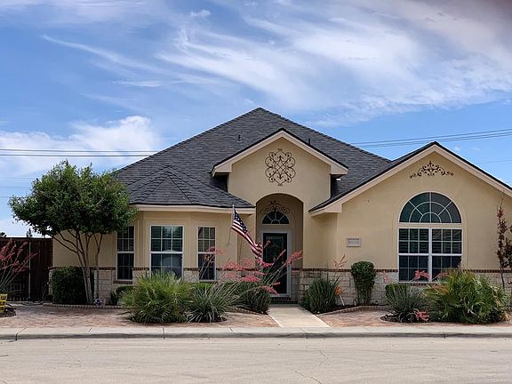 2nd image of 6616 Amber Dr