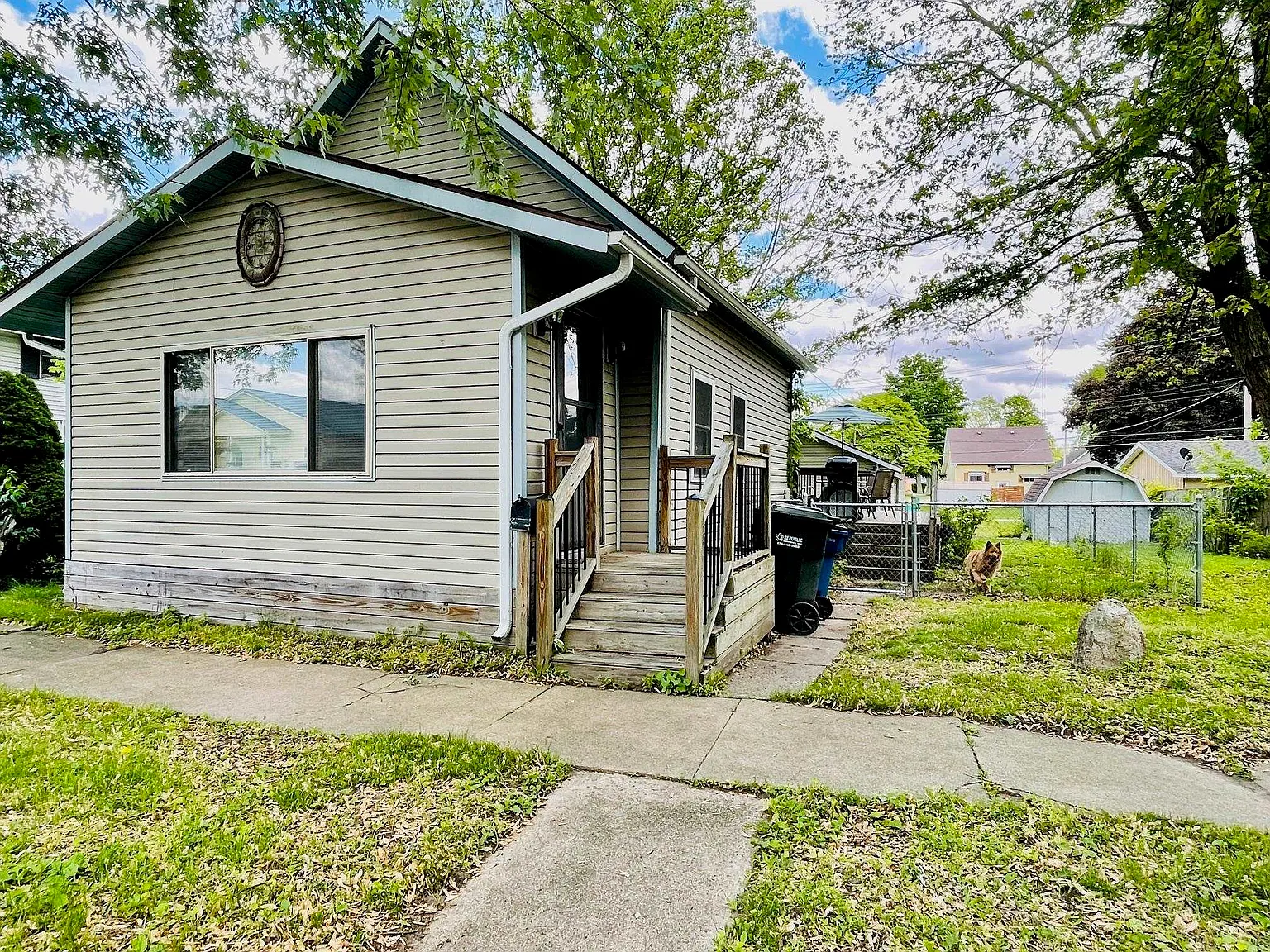 1206 N Walnut St photo 1