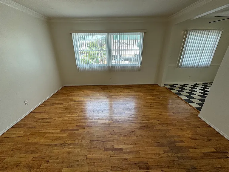 1736 S Robertson Blvd #5 — Photo 15