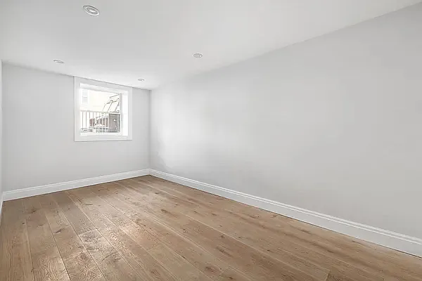 60 Butler St #THA — Photo 10