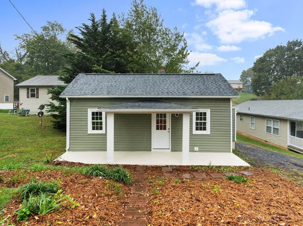112 Guy St, Staunton, VA 24401