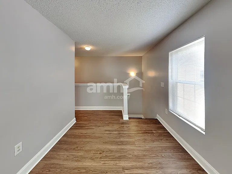 312 Lameshur Ln — Photo 11