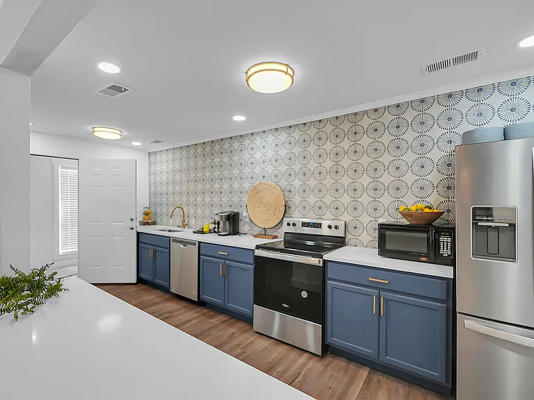 The Stella Apartments — Photo 10