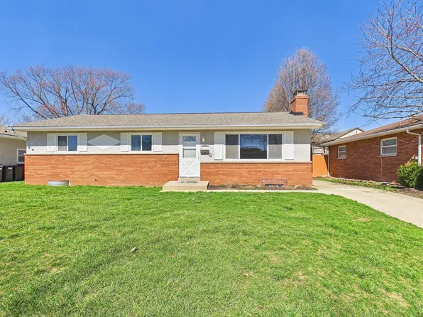 3028 Woodgrove Dr, Grove City, OH 43123