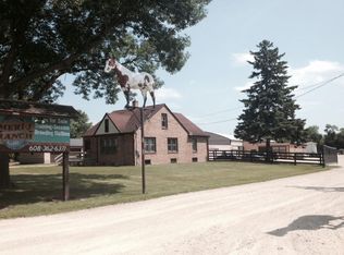 1106 E Colley Rd, Beloit, WI 53511