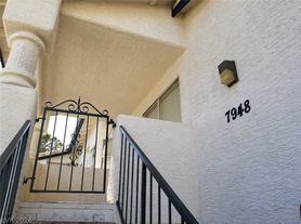 7948 Decker Canyon Dr, Las Vegas, NV