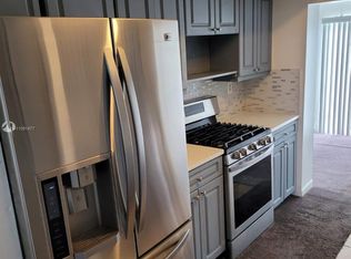 2531 NW 87th Ave, Sunrise, FL 33322