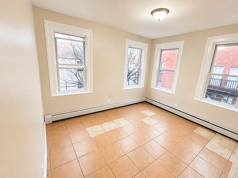 316 Mount Prospect Ave #7A — Photo 4
