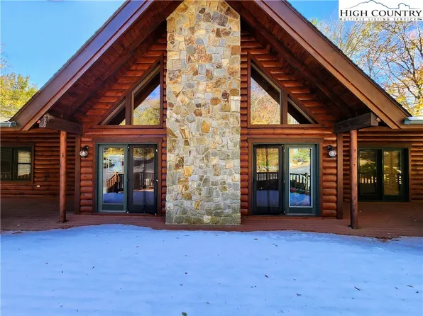 395 Rough Ridge Road, Sugar Mountain, NC 28604