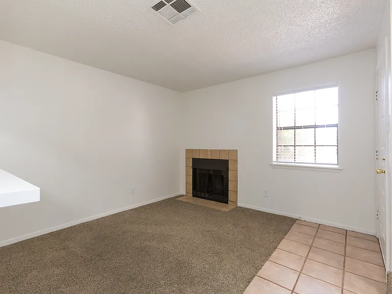 La Mesa — Photo 23