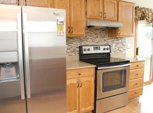 3237 13th St #7D, Kenosha, WI 53144