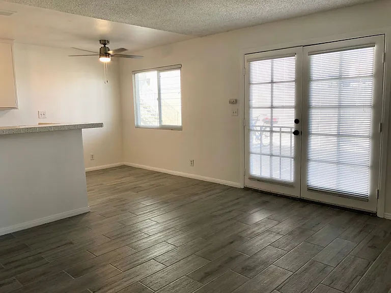 409 California St — Photo 5