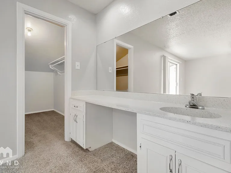 Del Estrado Townhomes — Photo 24