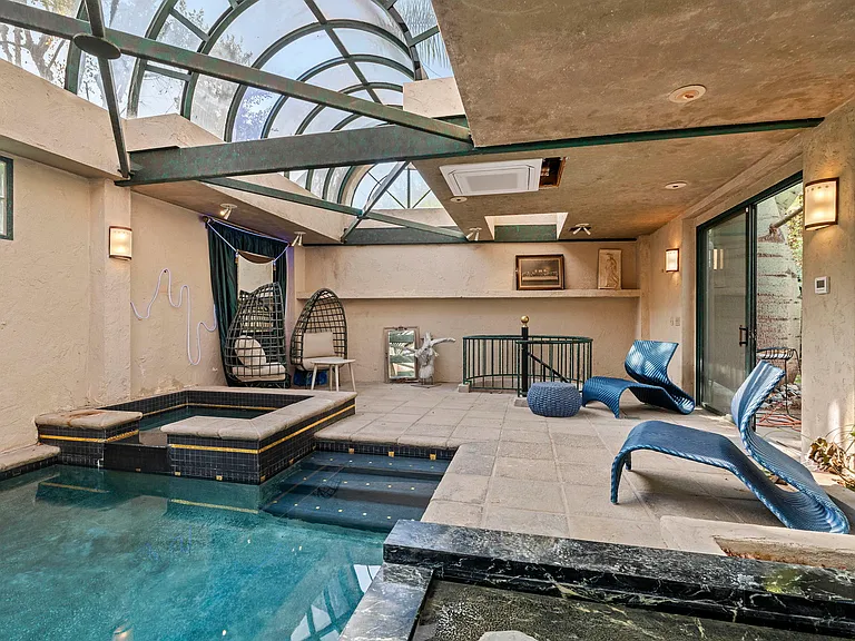 9213 Warbler Pl — Photo 72