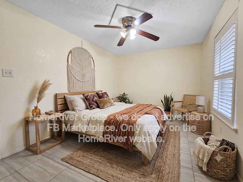 1306 Meriweather Ave