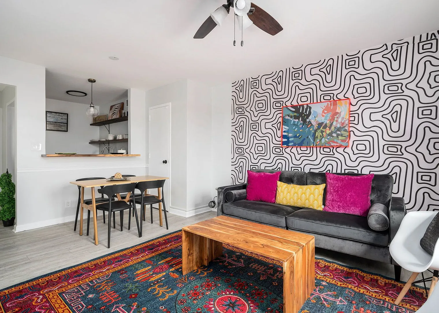 2 bed, 1.0 bath, 548 sqft, $2,396 — Photo 1
