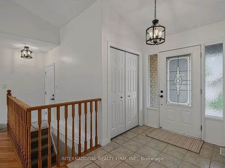 18 Sea Breeze Dr — Photo 5