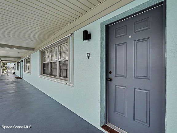 3rd image of 1011 S Miramar Ave APT 9