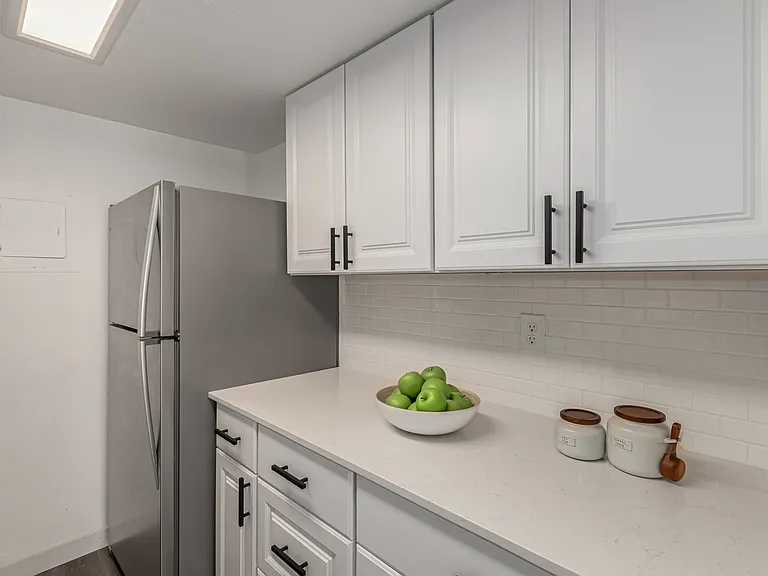 3371 S Monaco Pkwy #A — Photo 17