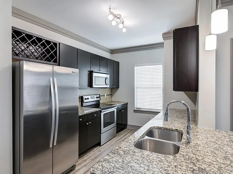 Adara Overland Park — Photo 18