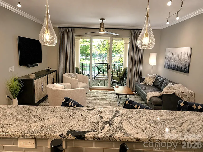 300 W 5th St #105 — Photo 11