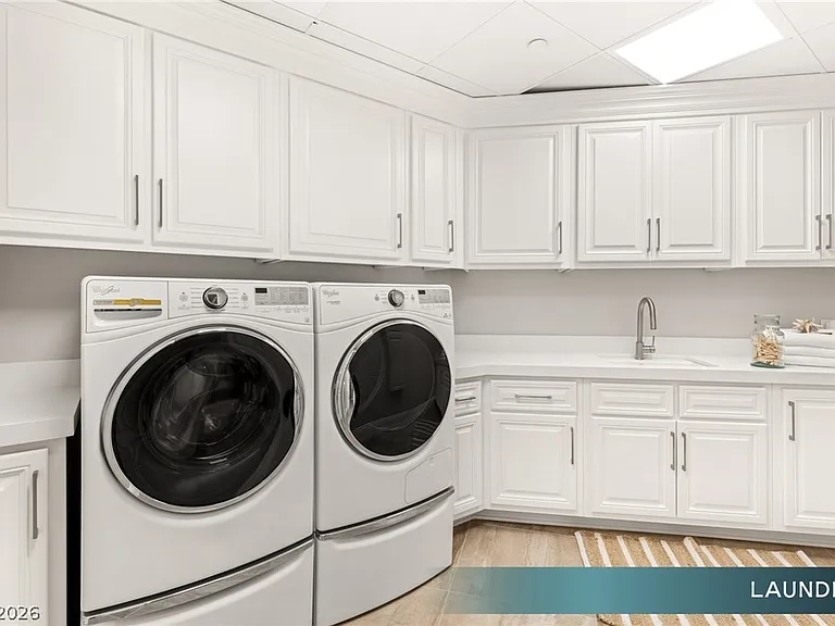 9101 Alta Dr #1 — Photo 31