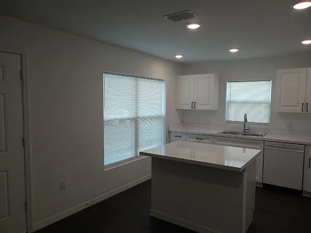 10311 Usher Street, Spring Hill Fl. 34608 Brand New 2-bedroom 2 bath — Photo 3