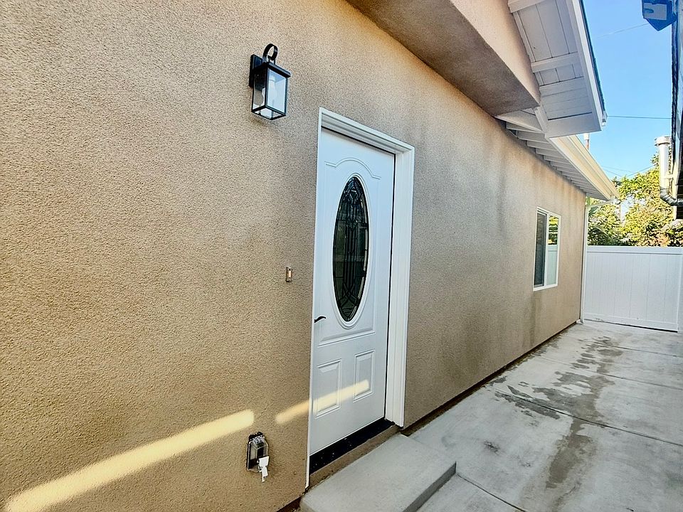 1st image of 1317 1/2 N Ballista Ave