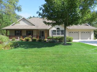 4127 N Field Dr, Sheboygan, WI 53083