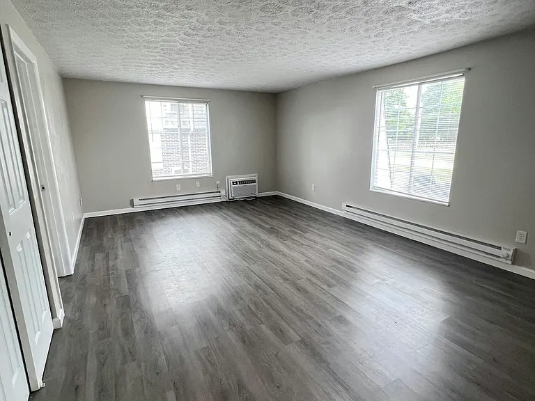 305 Bellbrook Ave #4 — Photo 4
