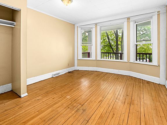 719E8thStreet-3_12012025