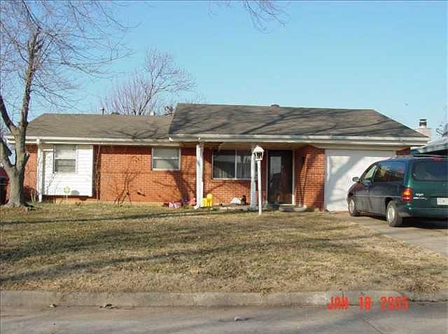 1st image of 705 N Dallas Ave