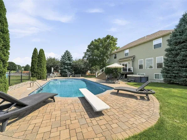 179 Palomino Ln, Valparaiso, IN 46383