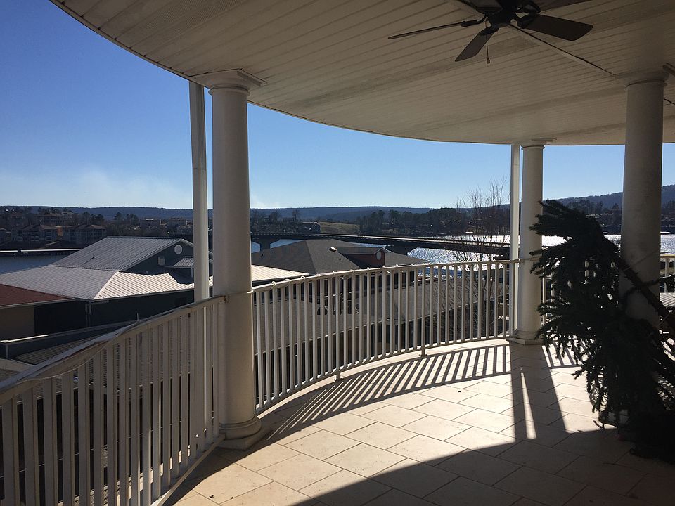 1st image of 130 Grand Isle Dr APT 1E