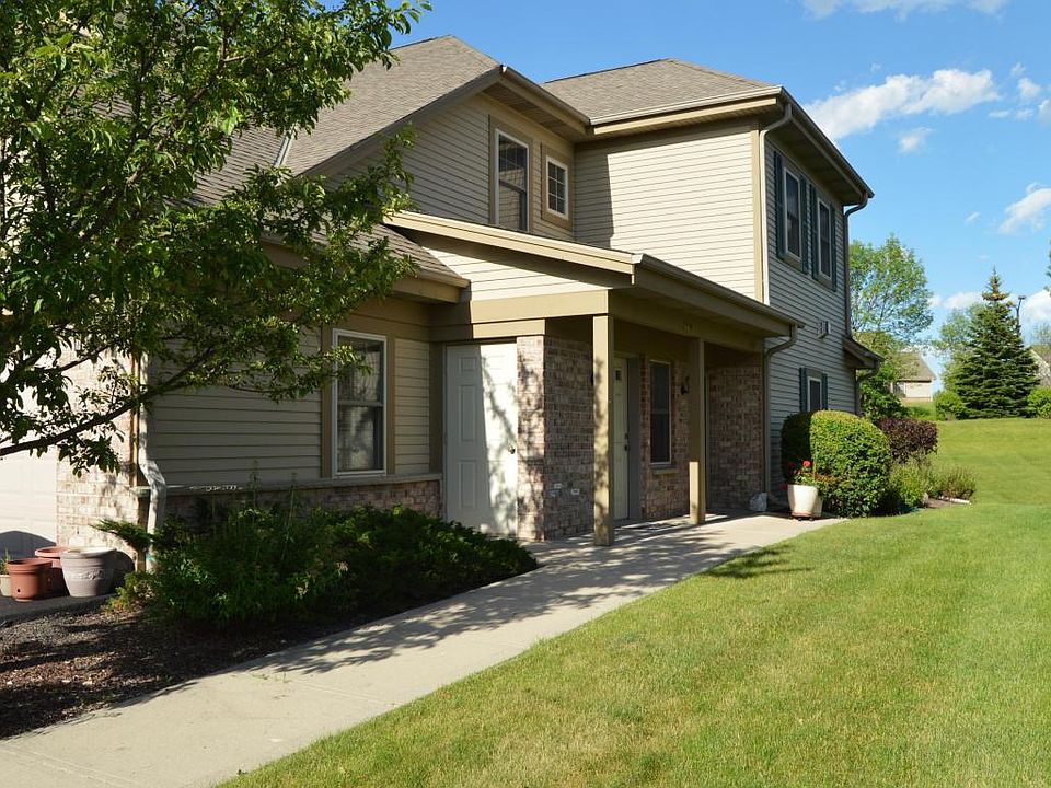 1st image of N55W17178 Ravenwood Dr