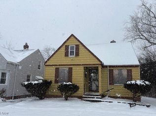19910 Mountville Dr, Maple Heights, OH 44137