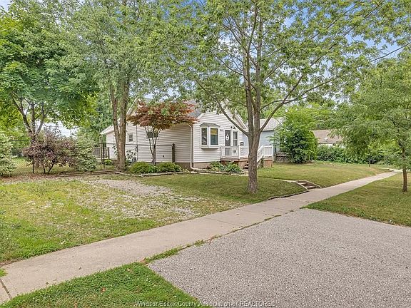 2nd image of 869 Ford Blvd
