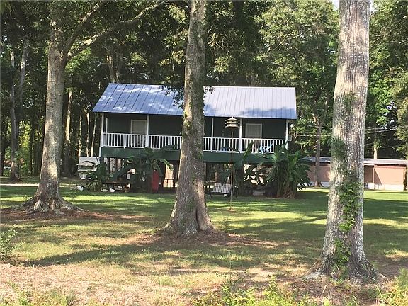 4th image of 129 Charles Ln