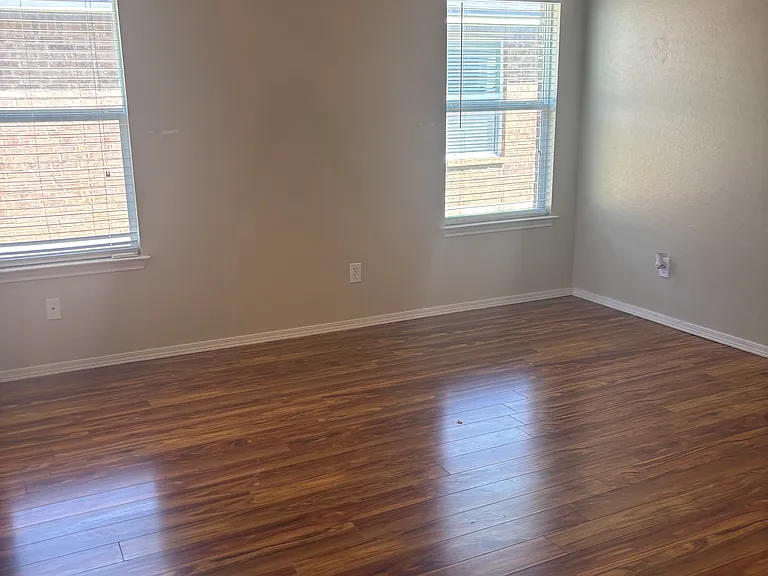 10261 Salem Way — Photo 14