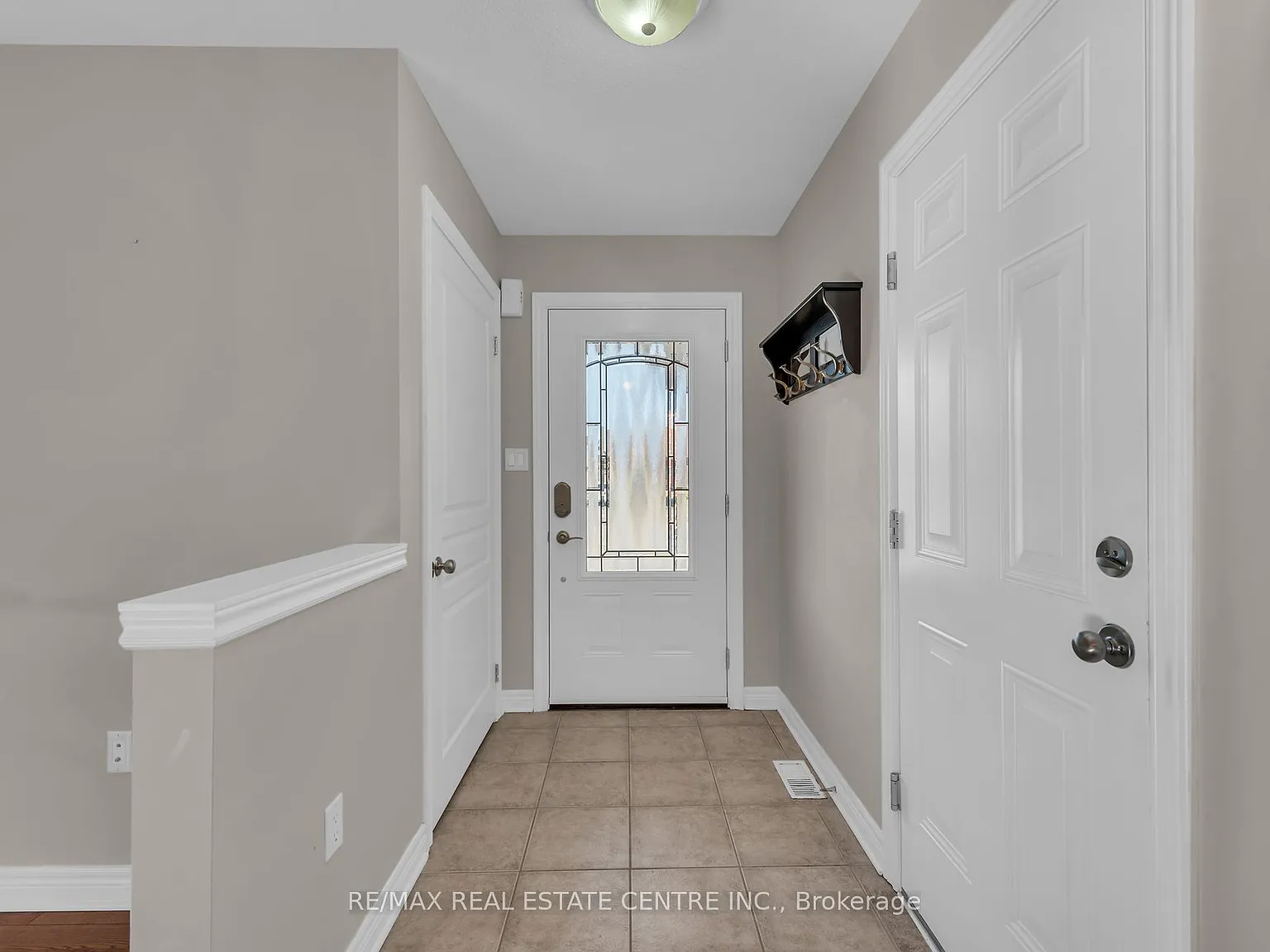 4 bed, $2,950 — Photo 3
