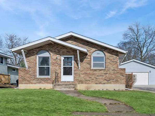 203 Clark St, Monroe Center, IL 61052