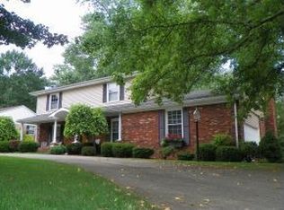 1316 W Country Club Rd, Connersville, IN 47331