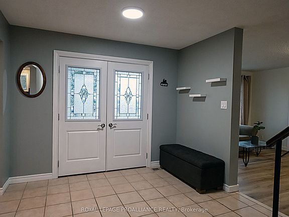 4th image of 104 Bethany Rd