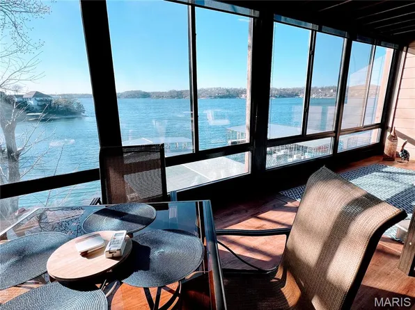 31 Falls Dr #1A, Lake Ozark, MO 65049