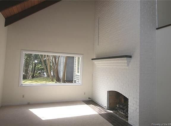 5th image of 411 Littletown Quarter #411