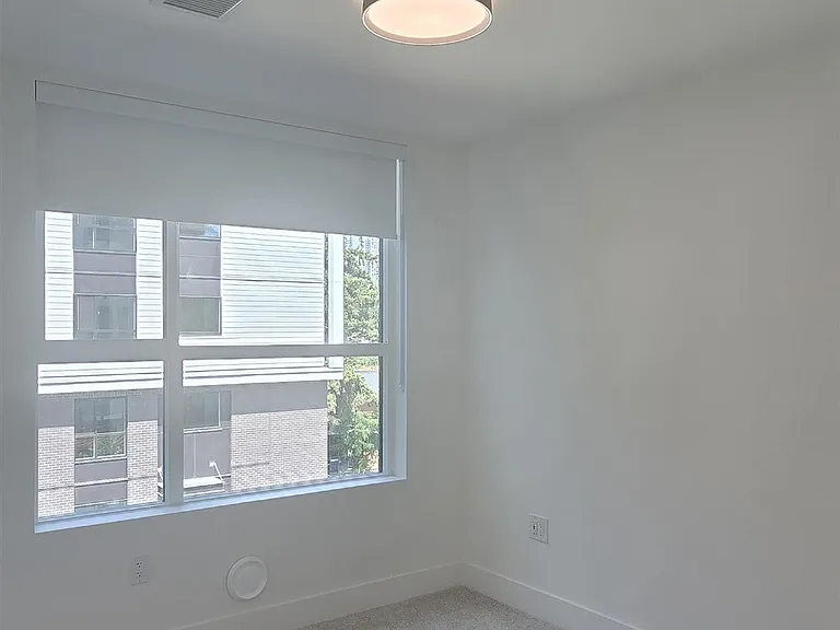 13455 94a Ave #303 — Photo 32