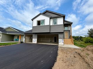 25882 Emerson Ct, Wyoming, MN 55092
