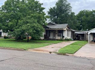 411 W 2nd St, Elk City, OK 73644